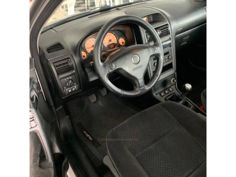 CHEVROLET - ASTRA - 2009/2010 - Branca - R$ 41.900,00