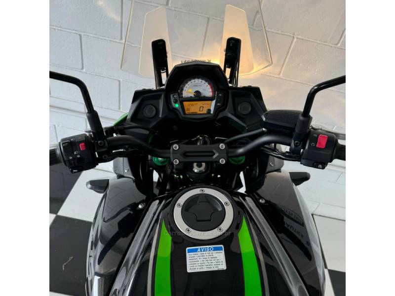 KAWASAKI - VERSYS 650 - 2021/2021 - Verde - R$ 47.900,00