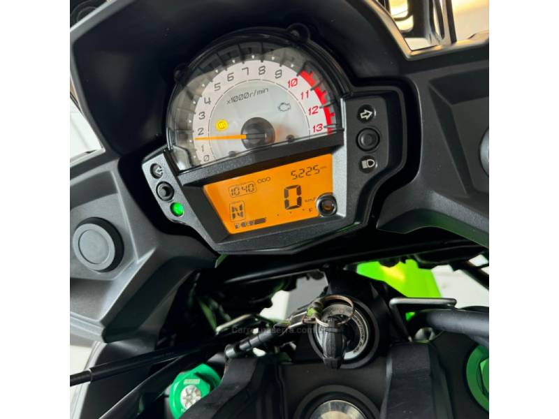 KAWASAKI - VERSYS 650 - 2021/2021 - Verde - R$ 47.900,00