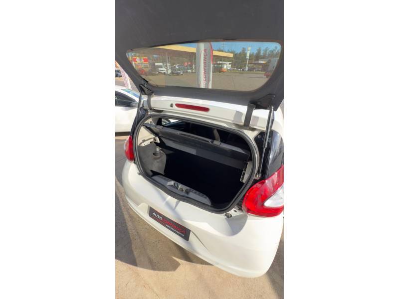 FIAT - MOBI - 2018/2019 - Branca - R$ 34.900,00
