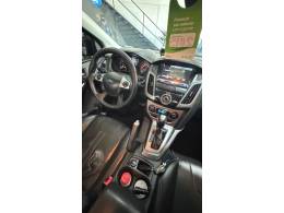 FORD - FOCUS - 2014/2015 - Prata - R$ 59.900,00