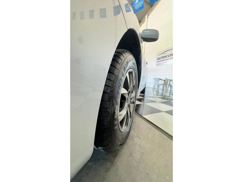 TOYOTA - COROLLA - 2012/2012 - Prata - R$ 64.900,00