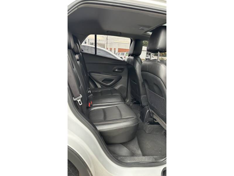 CHEVROLET - TRACKER - 2018/2018 - Branca - R$ 95.900,00