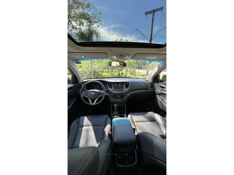 HYUNDAI - TUCSON - 2020/2020 - Prata - R$ 114.900,00