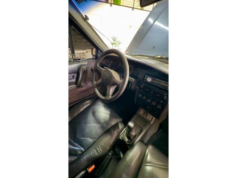 VOLKSWAGEN - SANTANA - 1997/1997 - Azul - R$ 24.900,00