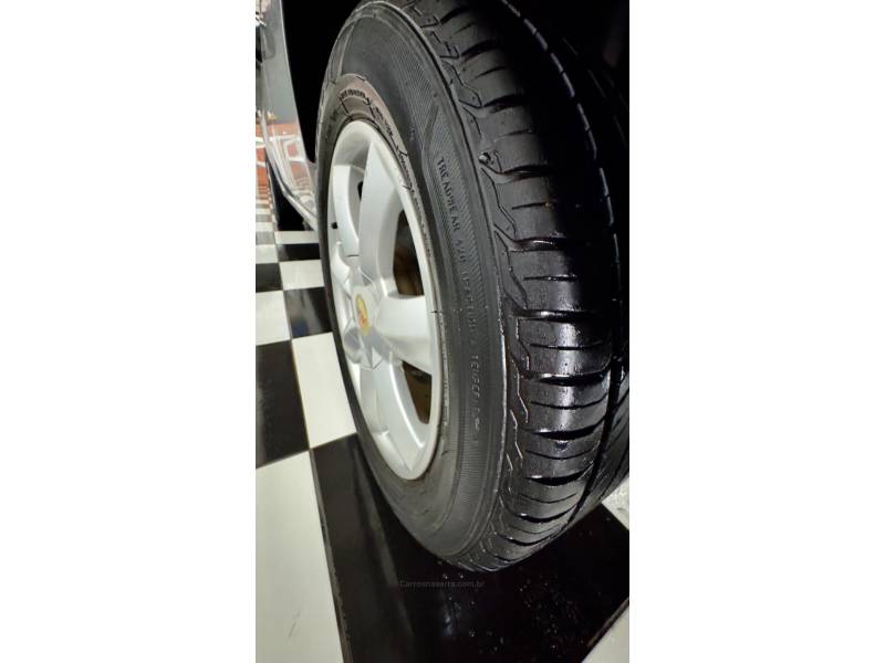FORD - FIESTA - 2012/2012 - Prata - R$ 34.900,00