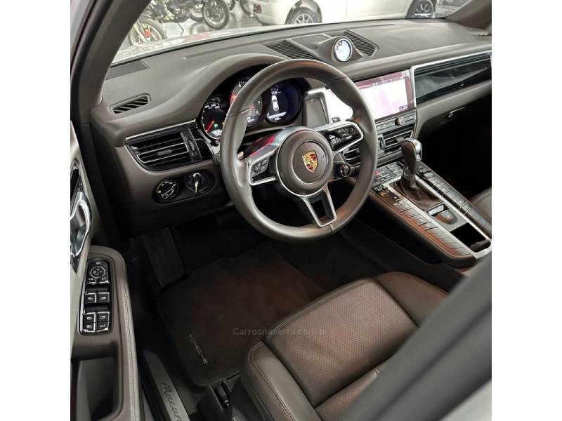 PORSCHE - MACAN - 2021/2021 - Branca - R$ 560.000,00