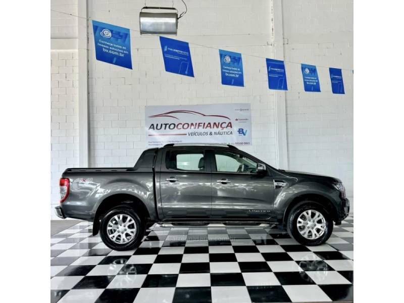 FORD - RANGER - 2019/2019 - Cinza - R$ 156.900,00