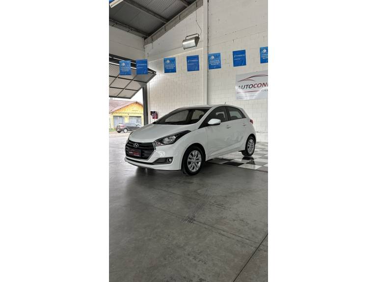 HYUNDAI - HB20 - 2017/2017 - Branca - R$ 53.900,00
