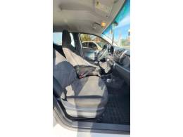 FIAT - MOBI - 2018/2019 - Branca - R$ 34.900,00