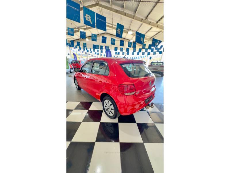VOLKSWAGEN - GOL - 2013/2014 - Vermelha - R$ 44.900,00