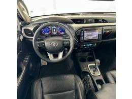 TOYOTA - HILUX - 2018/2018 - Branca - R$ 199.900,00