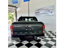 FORD - RANGER - 2019/2019 - Cinza - R$ 156.900,00