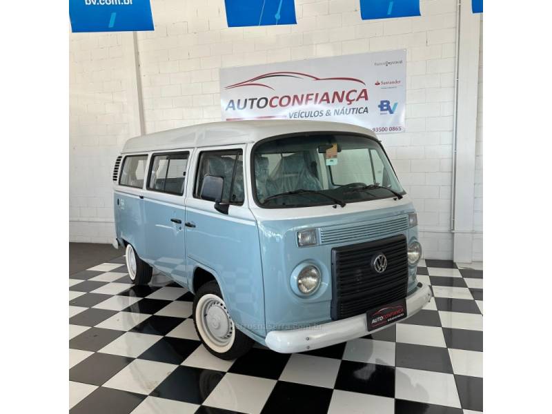 VOLKSWAGEN - KOMBI - 2013/2014 - Azul - R$ 264.900,00