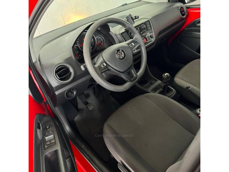 VOLKSWAGEN - UP - 2019/2020 - Vermelha - R$ 60.900,00