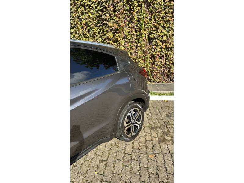 HONDA - HR-V - 2018/2018 - Cinza - R$ 102.900,00