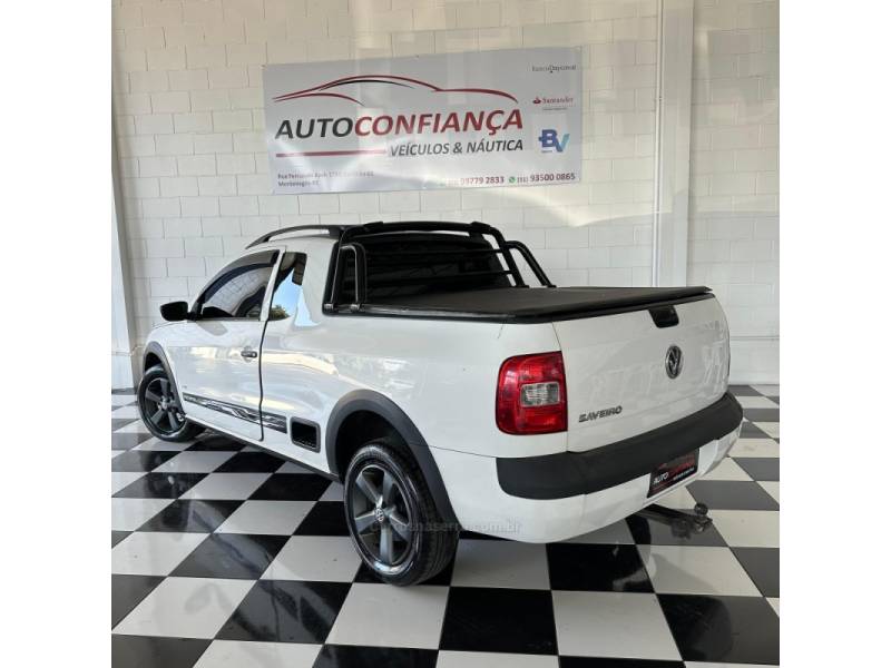 VOLKSWAGEN - SAVEIRO - 2011/2011 - Branca - R$ 44.900,00