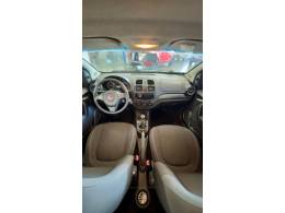 FIAT - GRAND SIENA - 2016/2016 - Branca - R$ 43.900,00