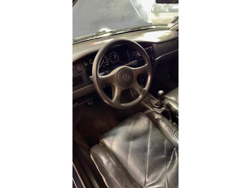 VOLKSWAGEN - SANTANA - 1997/1997 - Azul - R$ 24.900,00