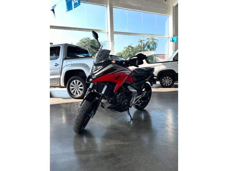 HONDA - NC 750X - 2023/2023 - Vermelha - R$ 59.900,00