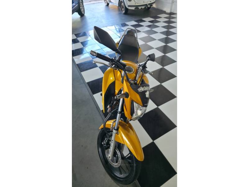 HONDA - CG 160 - 2022/2022 - Amarela - R$ 18.900,00