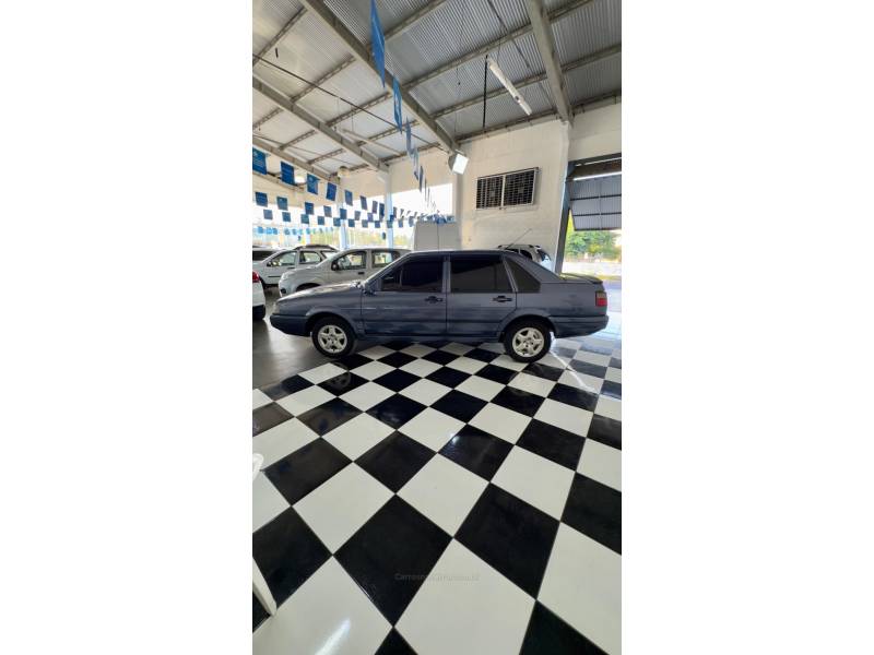 VOLKSWAGEN - SANTANA - 1997/1997 - Azul - R$ 24.900,00