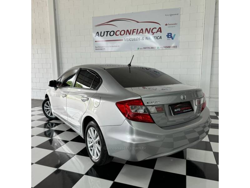 HONDA - CIVIC - 2014/2014 - Prata - R$ 77.900,00