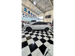 FORD - FOCUS - 2014/2015 - Prata - R$ 59.900,00