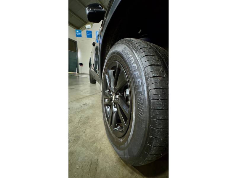 CHEVROLET - TRACKER - 2022/2022 - Preta - R$ 99.201,00