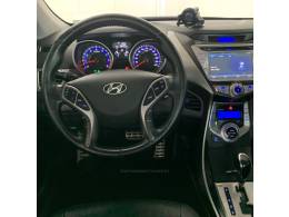 HYUNDAI - ELANTRA - 2013/2014 - Prata - R$ 69.900,00