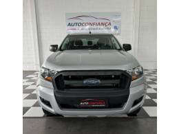 FORD - RANGER - 2017/2018 - Prata - R$ 129.900,00