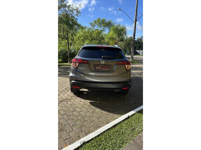HONDA - HR-V - 2018/2018 - Cinza - R$ 102.900,00