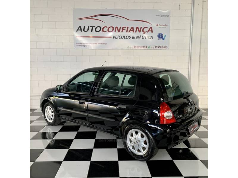 RENAULT - CLIO - 2007/2008 - Preta - R$ 26.900,00