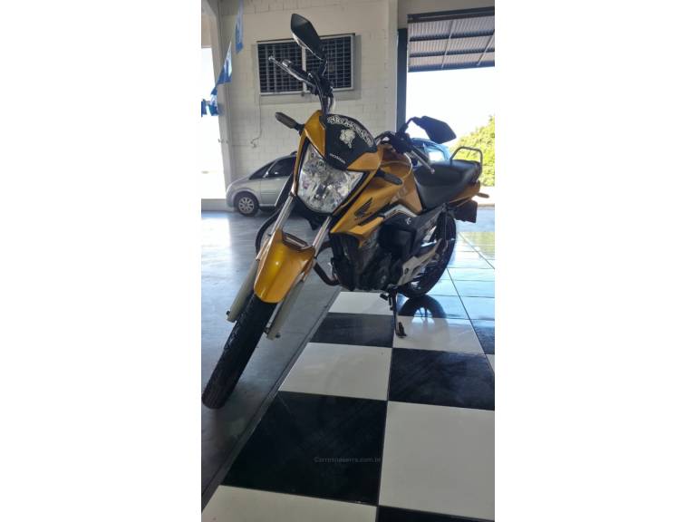 HONDA - CG 160 - 2022/2022 - Amarela - R$ 18.900,00