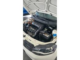 VOLKSWAGEN - VOYAGE - 2014/2014 - Prata - R$ 43.900,00