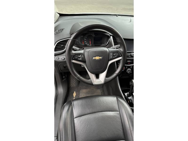 CHEVROLET - TRACKER - 2018/2018 - Branca - R$ 95.900,00