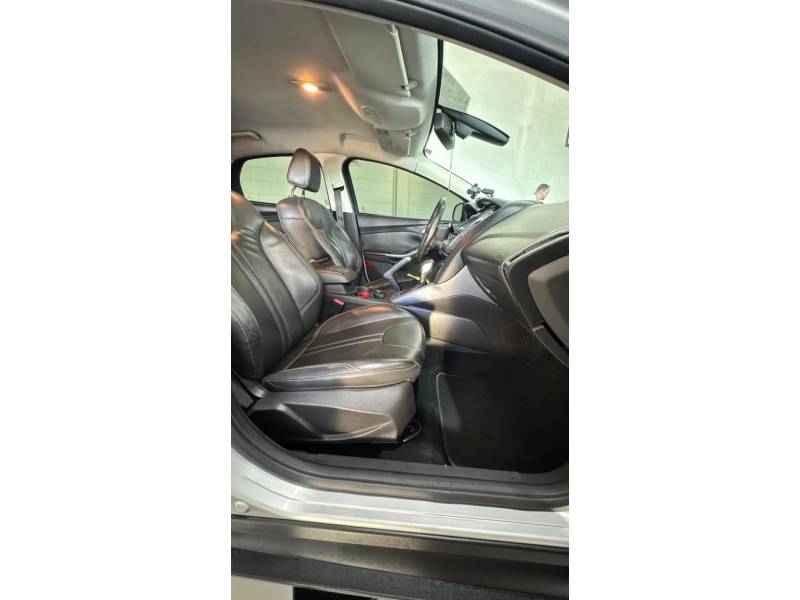 FORD - FOCUS - 2014/2015 - Prata - R$ 59.900,00