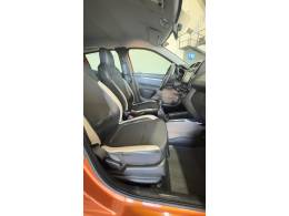 RENAULT - KWID - 2018/2018 - Laranja - R$ 42.900,00