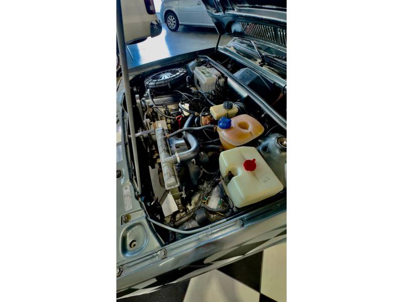 VOLKSWAGEN - GOL - 1993/1993 - Cinza - R$ 47.900,00