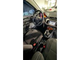 CHEVROLET - ONIX - 2018/2019 - Prata - R$ 53.900,00