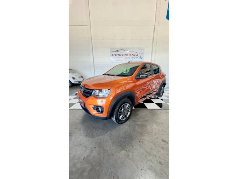 RENAULT - KWID - 2018/2018 - Laranja - R$ 42.900,00