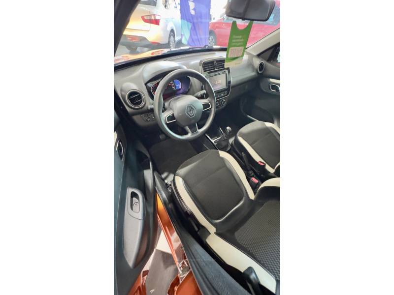RENAULT - KWID - 2018/2018 - Laranja - R$ 42.900,00