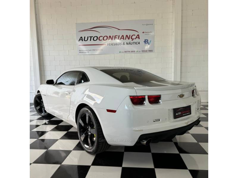 CHEVROLET - CAMARO - 2013/2013 - Branca - R$ 230.000,00