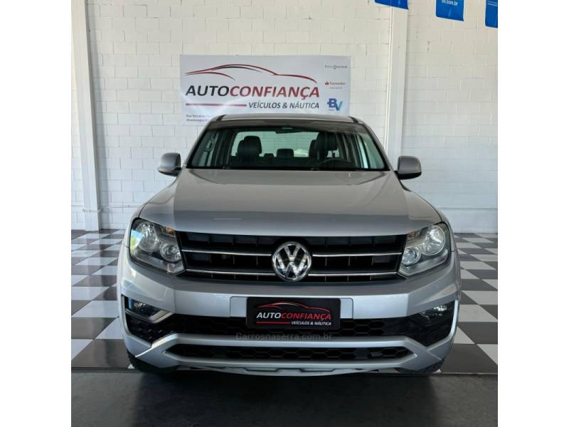 VOLKSWAGEN - AMAROK - 2017/2017 - Prata - R$ 114.900,00