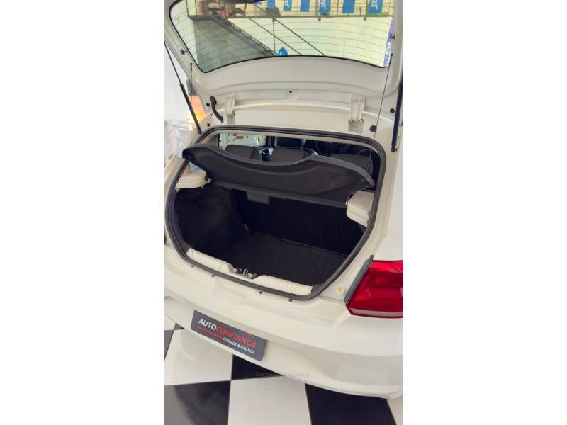 VOLKSWAGEN - GOL - 2021/2021 - Branca - R$ 52.900,00