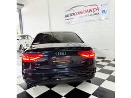 AUDI - A4 - 2015/2015 - Azul - R$ 96.900,00