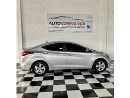 HYUNDAI - ELANTRA - 2013/2014 - Prata - R$ 69.900,00