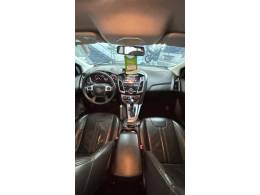 FORD - FOCUS - 2014/2015 - Prata - R$ 59.900,00