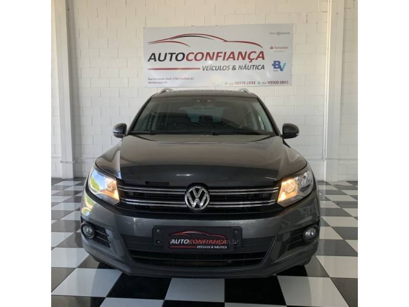 VOLKSWAGEN - TIGUAN - 2015/2015 - Cinza - R$ 79.900,00