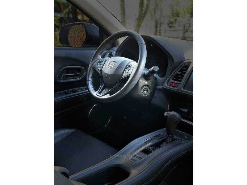 HONDA - HR-V - 2018/2018 - Cinza - R$ 102.900,00